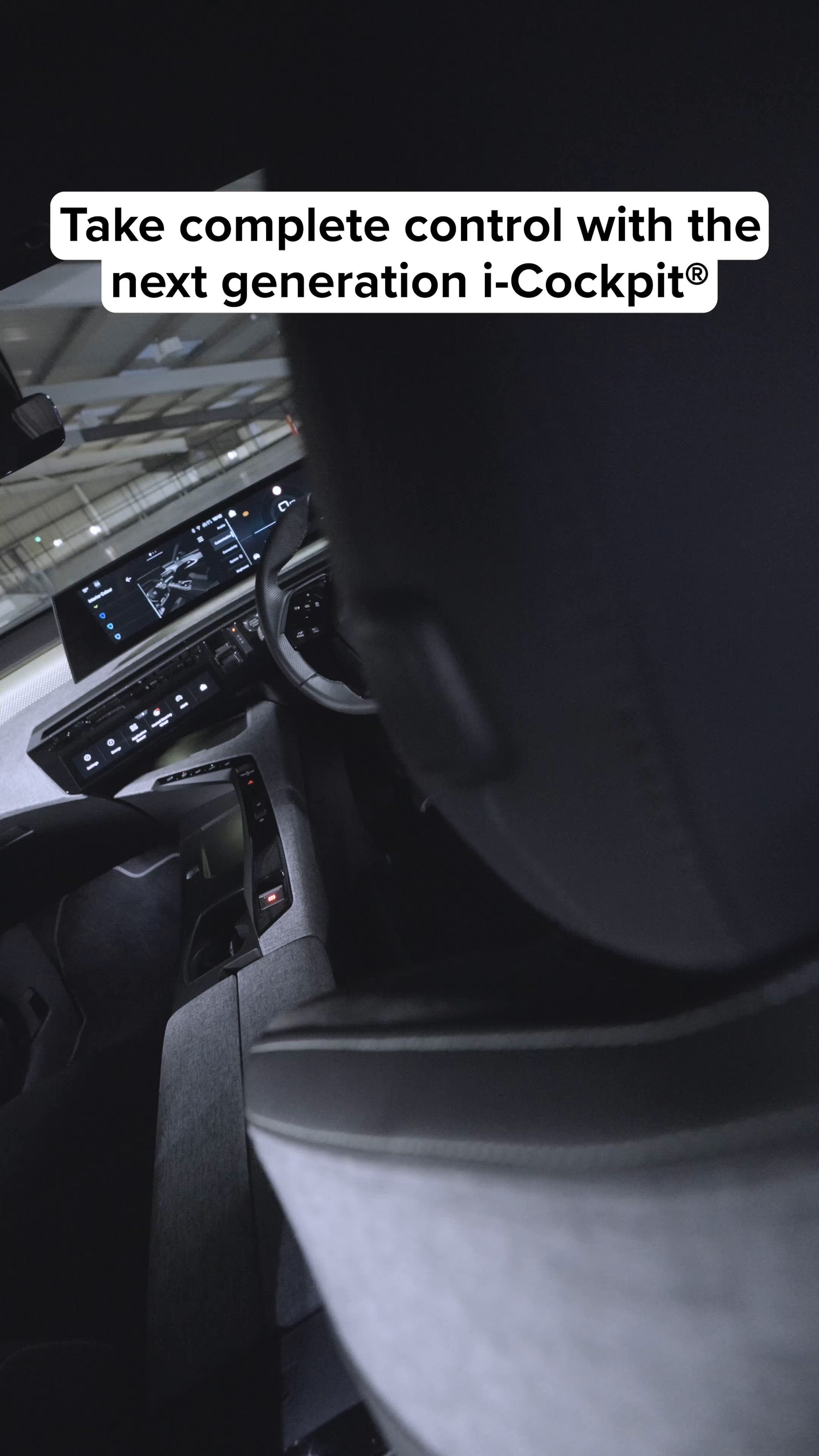 Peugeot E-5008